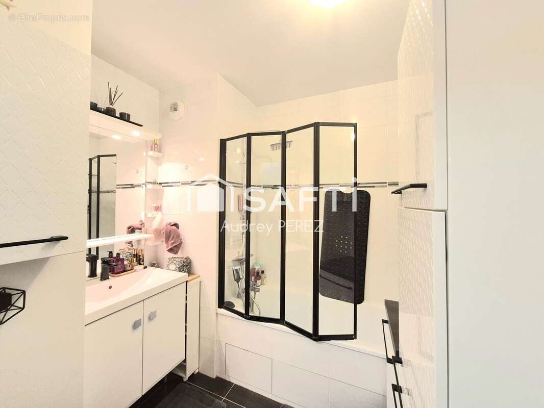 Photo 6 - Appartement à REAU