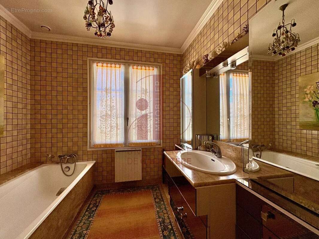 Maison à BOURRON-MARLOTTE