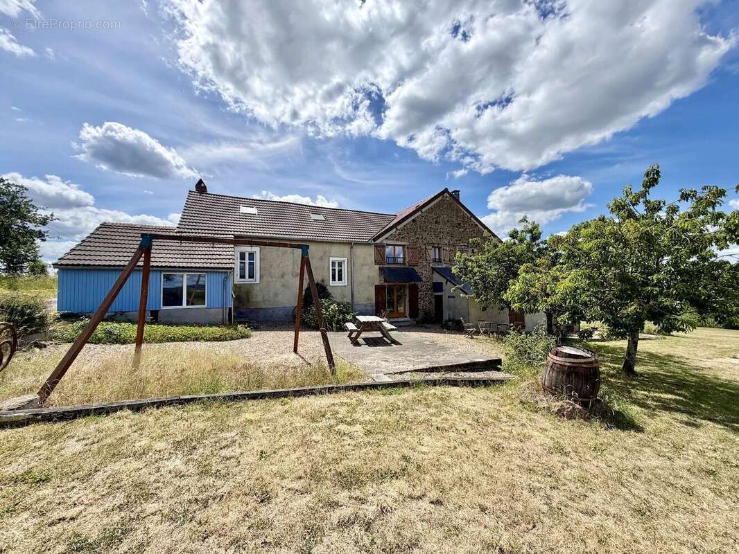 Grand ensemble, entièrement isolé avec 1,4 hectare à vendre près de Remilly - photo 47