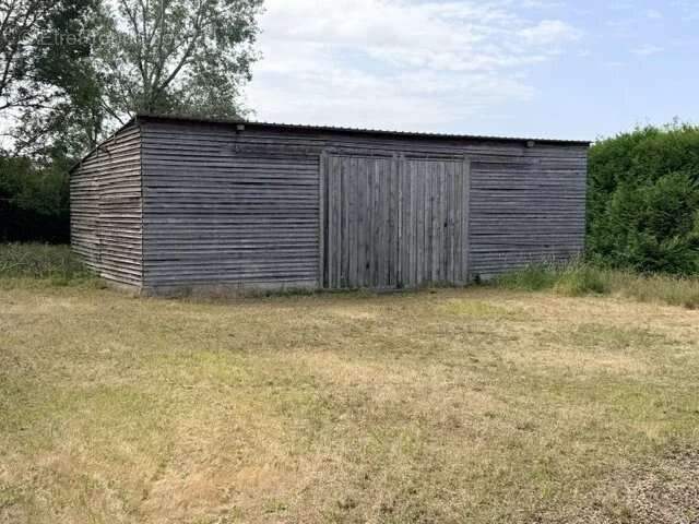 Commerce à AUTHEUIL-AUTHOUILLET