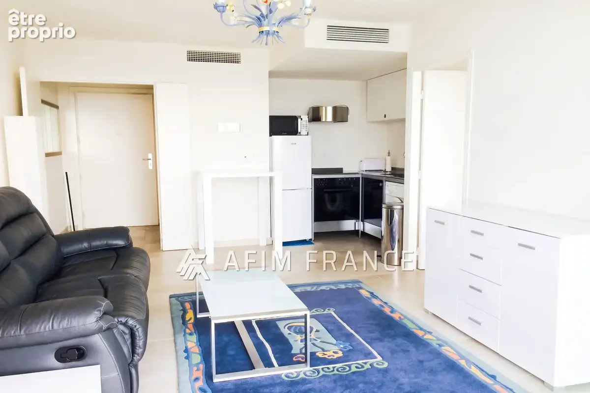 Appartement 2 pièces 35 m² à vendre à Cap-D'ail (06320) - photo 2