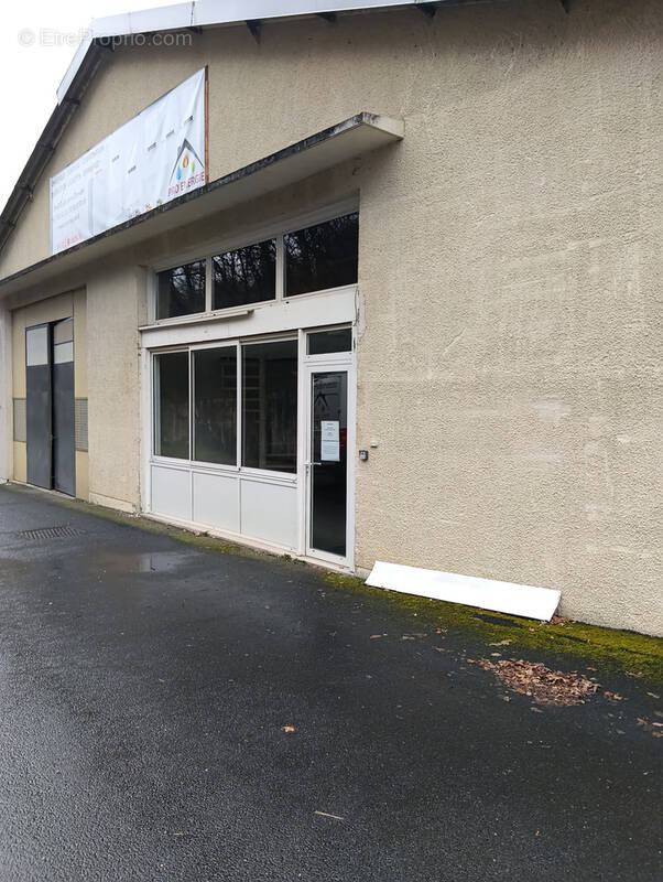 Commerce à COULOUNIEIX-CHAMIERS