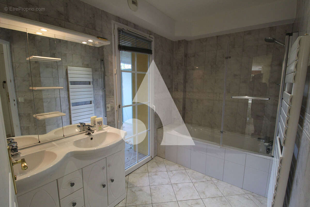 Appartement à L'ISLE-ADAM