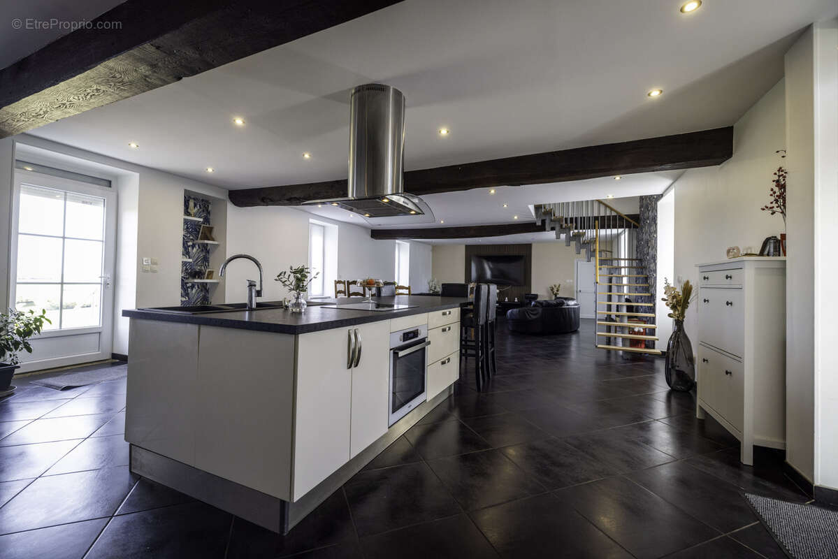 Maison à SERMOISE-SUR-LOIRE