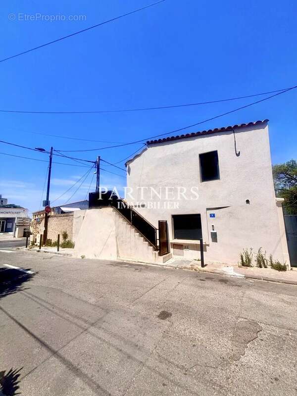 Maison 45 m² à Marseille-12e  - photo 4