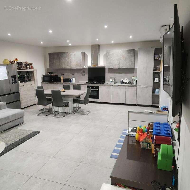 Photo 2 - Maison à NIMES