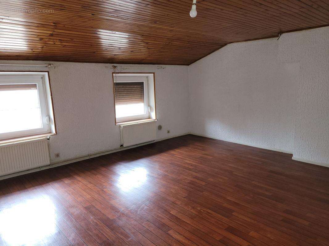Appartement à CHAMPIGNEULLES