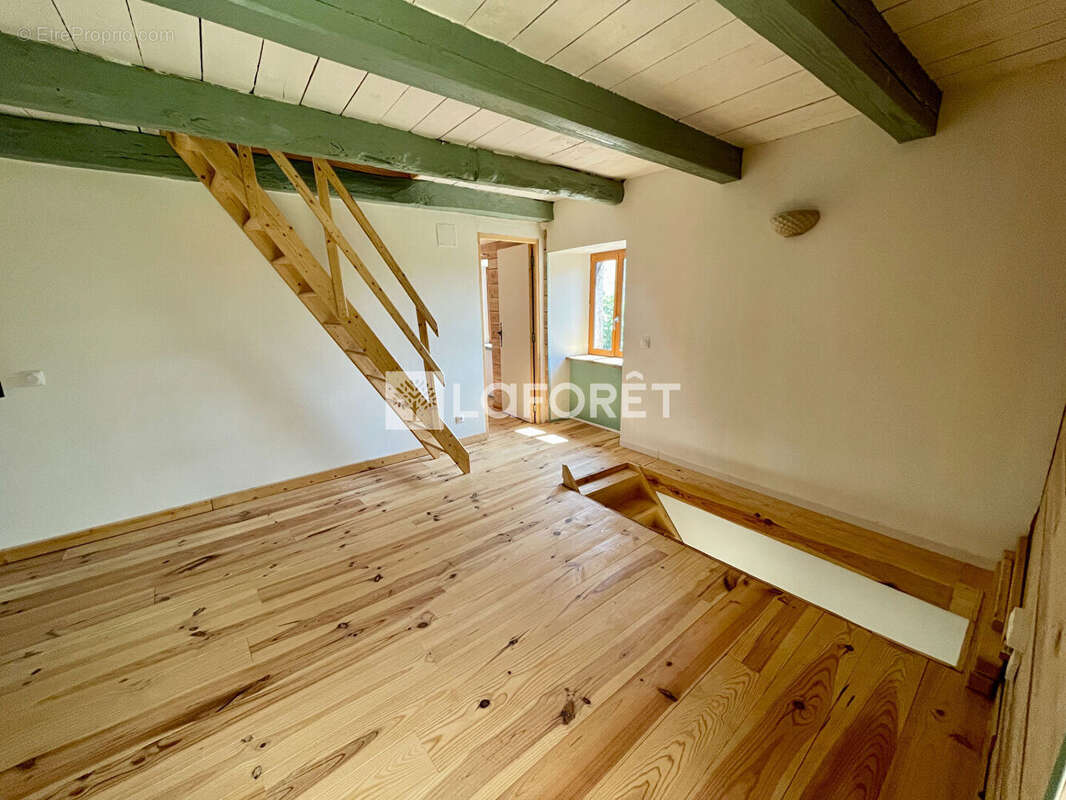 Maison à CENTRES