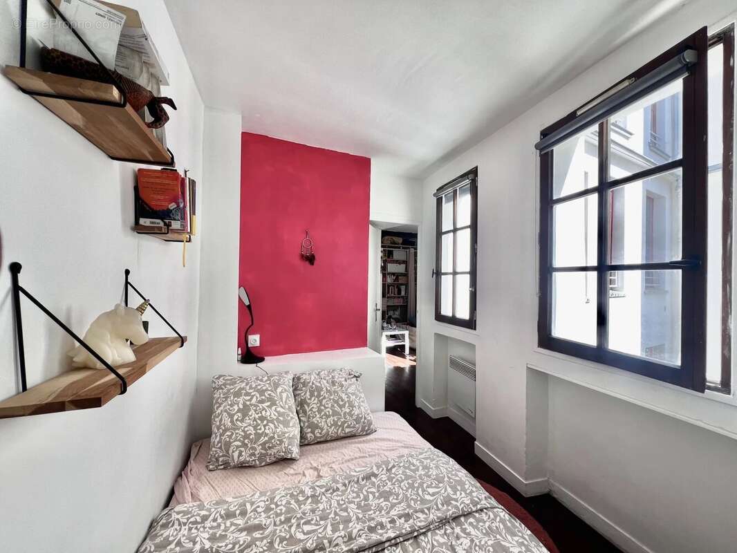 Appartement à PARIS-3E