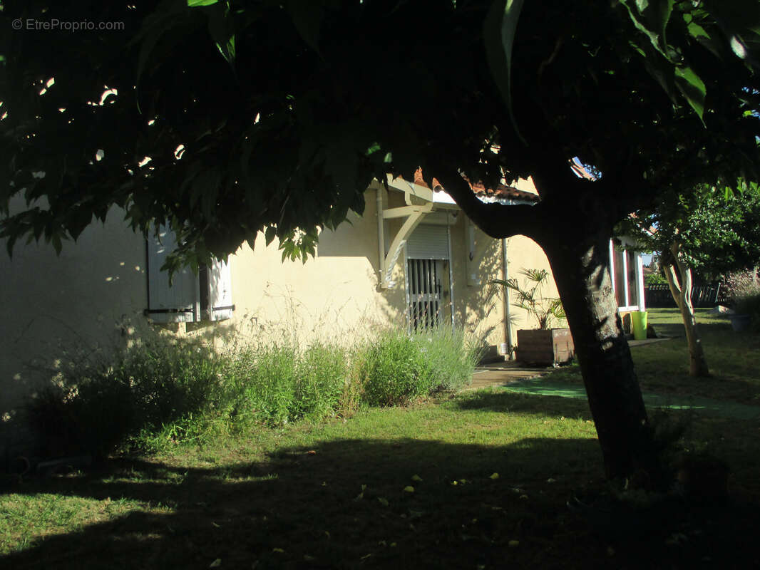Autre à LABRIT