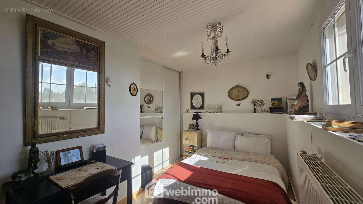 Première chambre - Maison à TALMONT-SAINT-HILAIRE