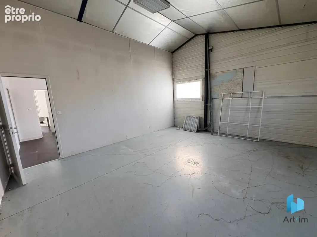 Bureaux et ateliers disponibles - photo 8