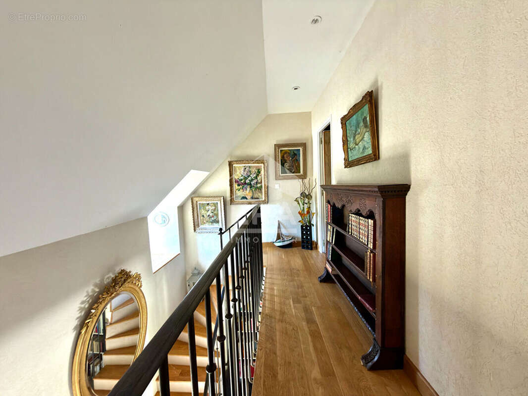 Maison à EGREVILLE