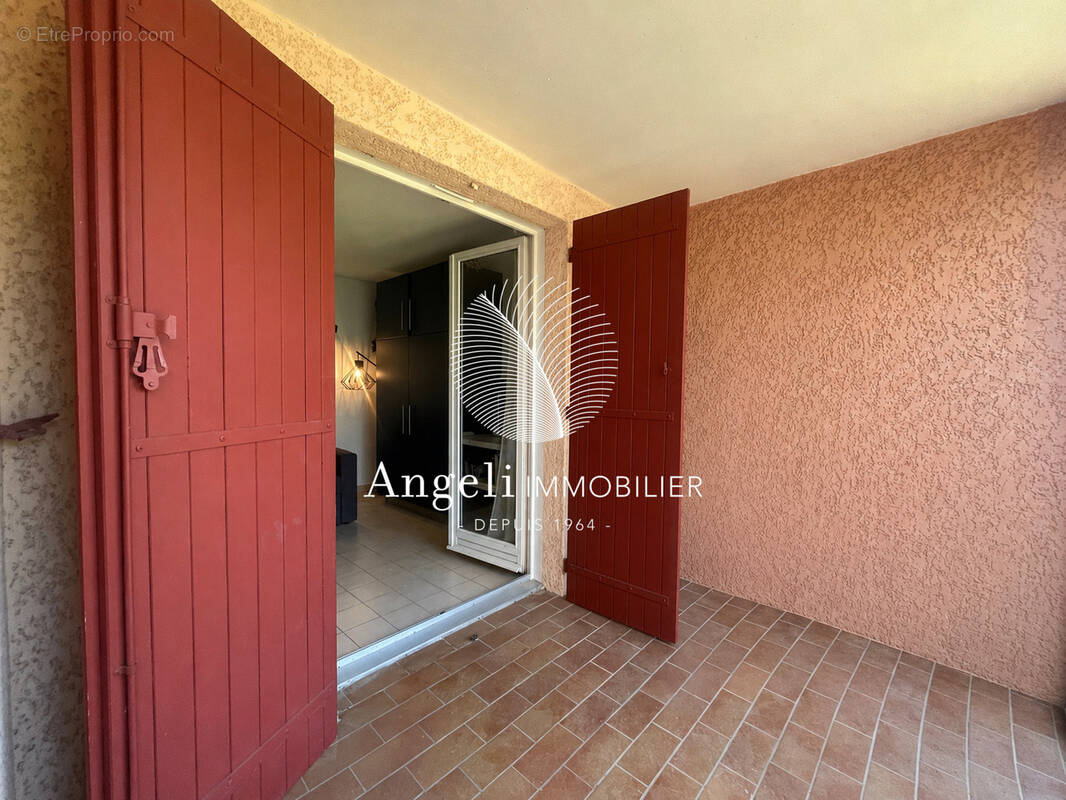 Appartement à FREJUS