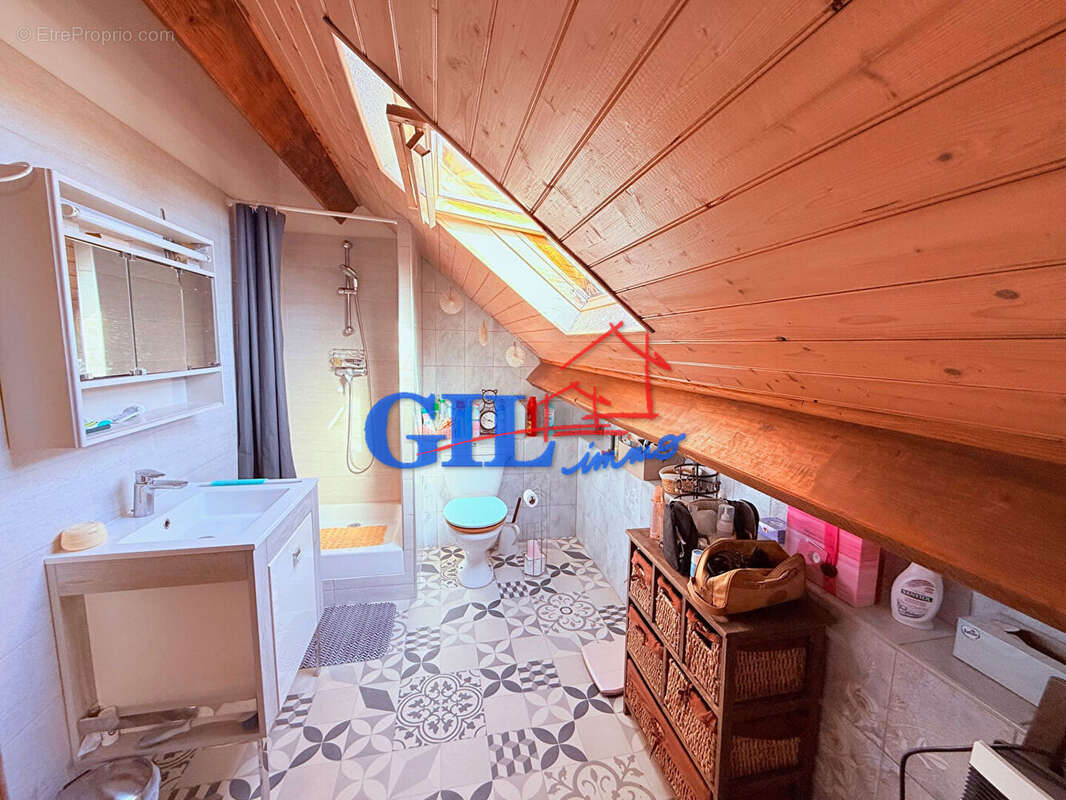 Maison à SAVIGNY-LE-TEMPLE