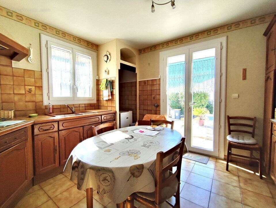 Maison à VILLENEUVE-LES-MAGUELONE