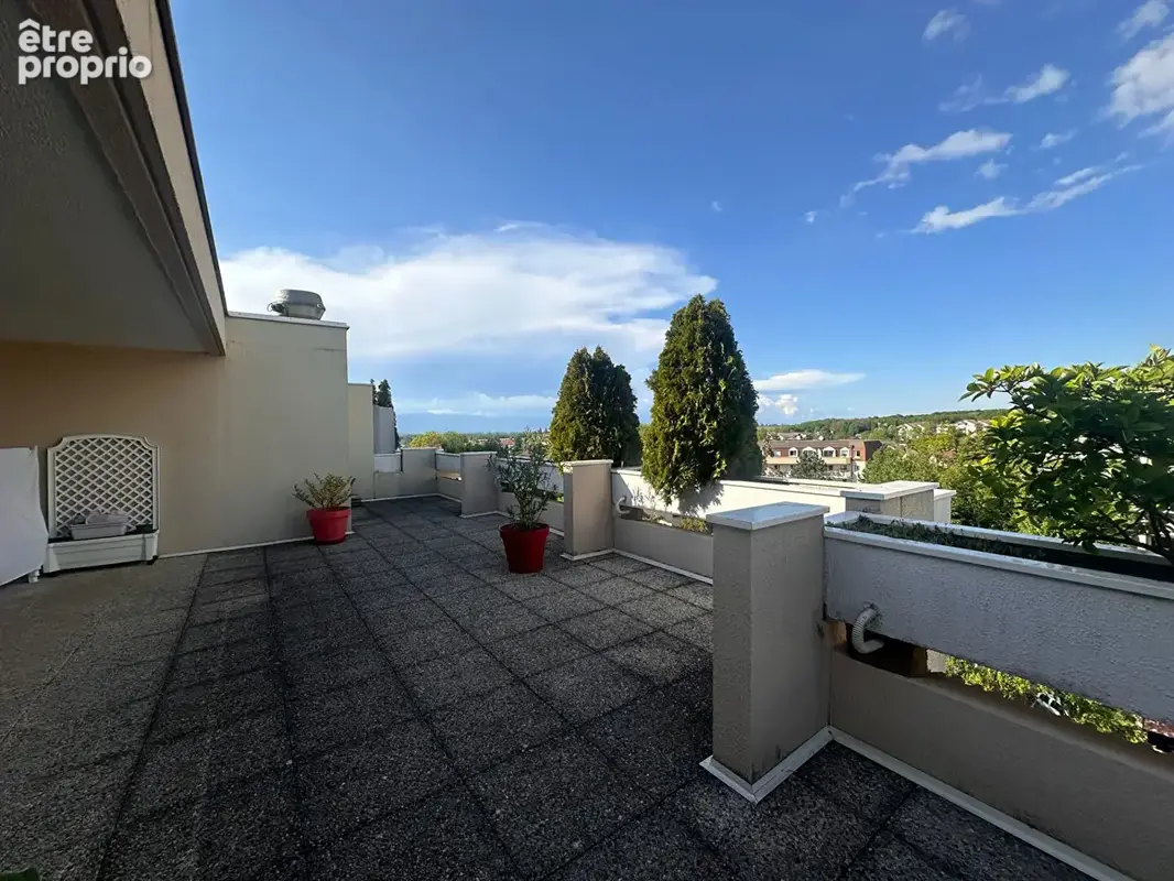 À Vendre  - Superbe Attique Duplex de 157,36 m² avec Terrasse Panoramique à Annemasse limite Ville-La-Grand - photo 16
