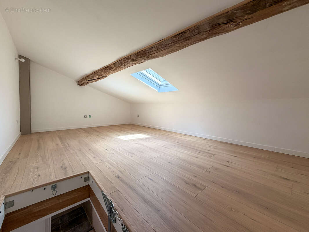 Maison à PUGET-VILLE