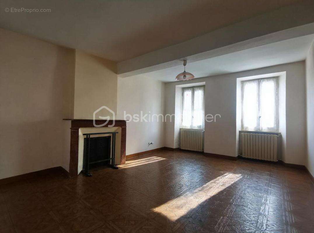 Maison spacieuse à rénover – Projet familial ou locatif aux Cammazes - photo 3