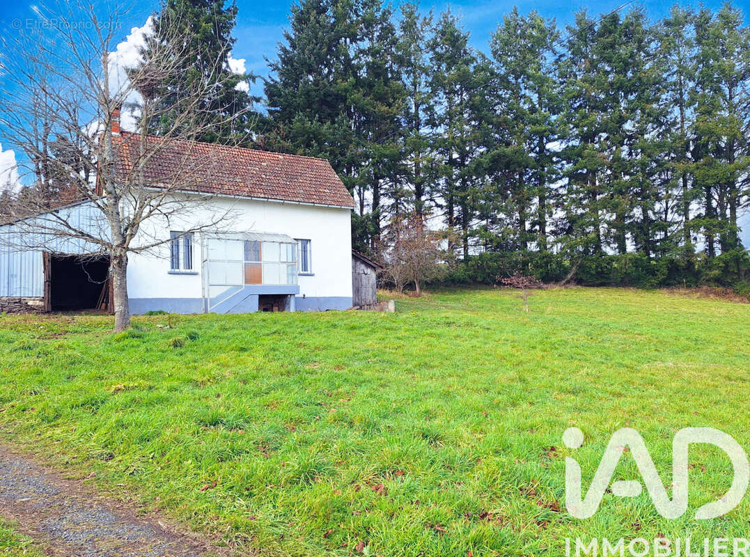 Photo 4 - Maison à FREIX-ANGLARDS