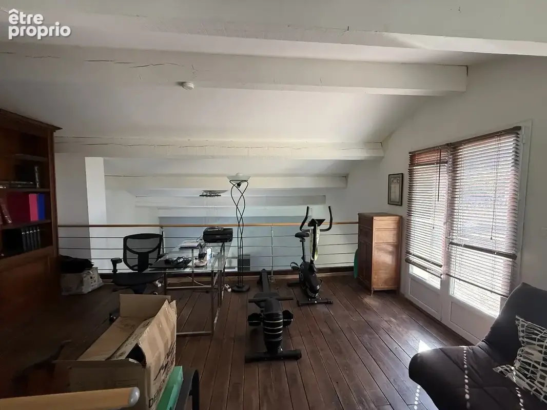 Villa T6 de 144 m² environ exposée sud/ouest avec vue sur la mer, implantée sur un terrain arboré de 720 m² - photo 8