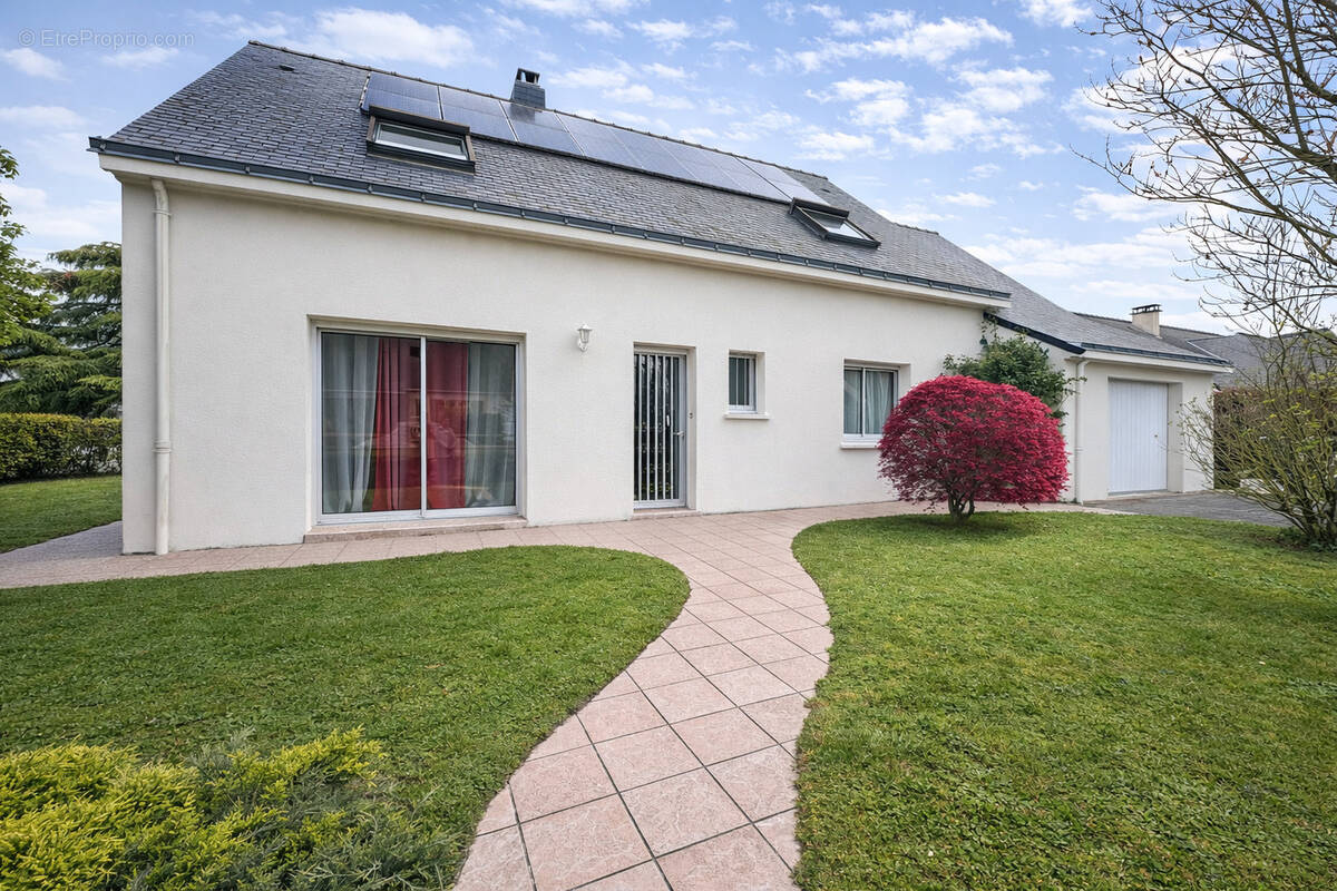 Maison à SAINT-GEREON