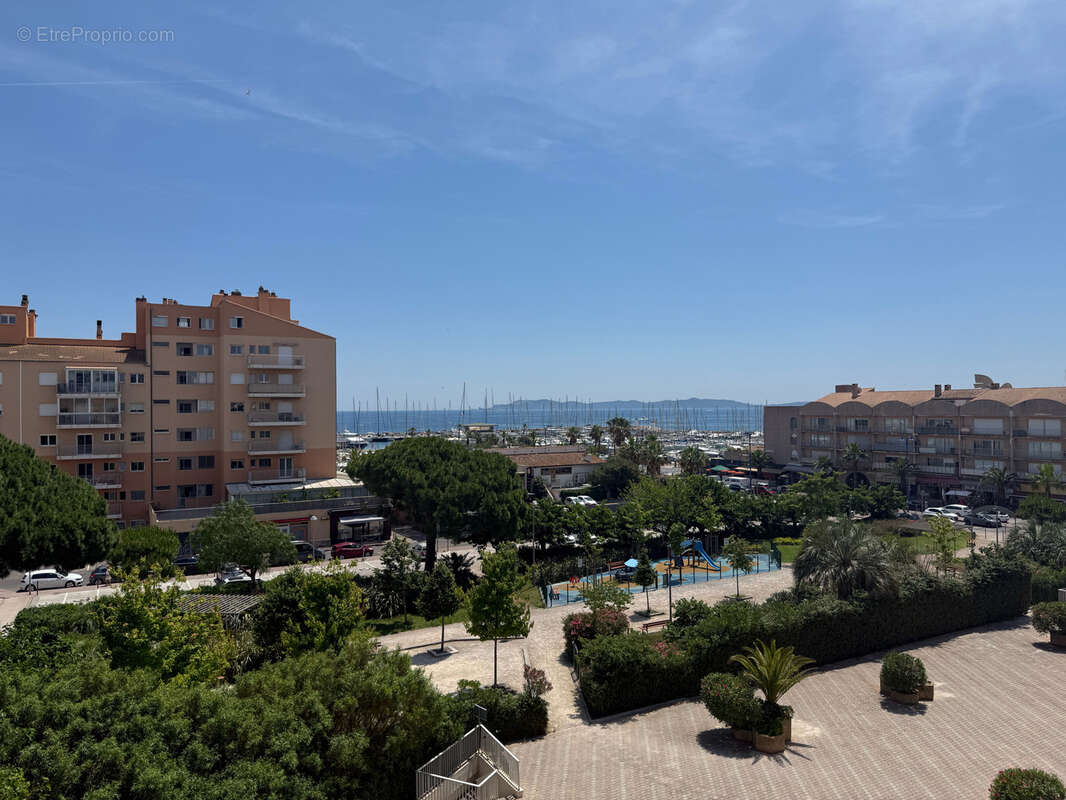 Appartement à HYERES