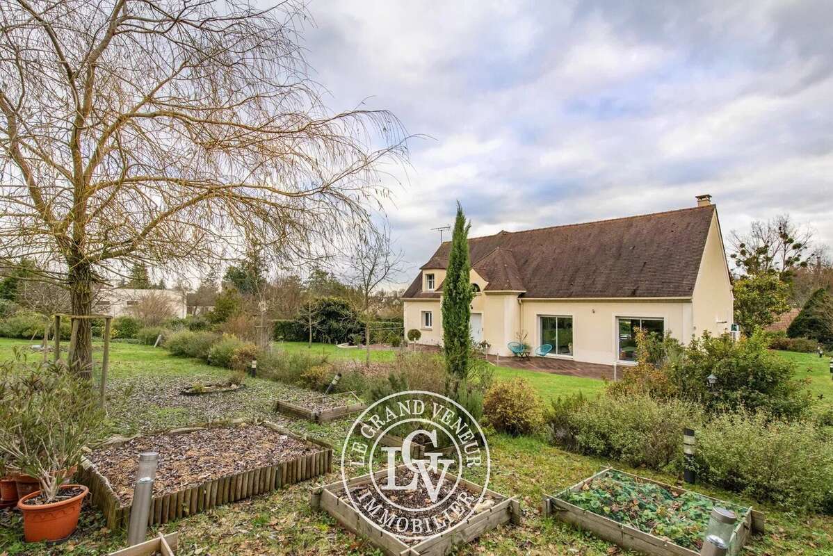 Maison à GREZ-SUR-LOING