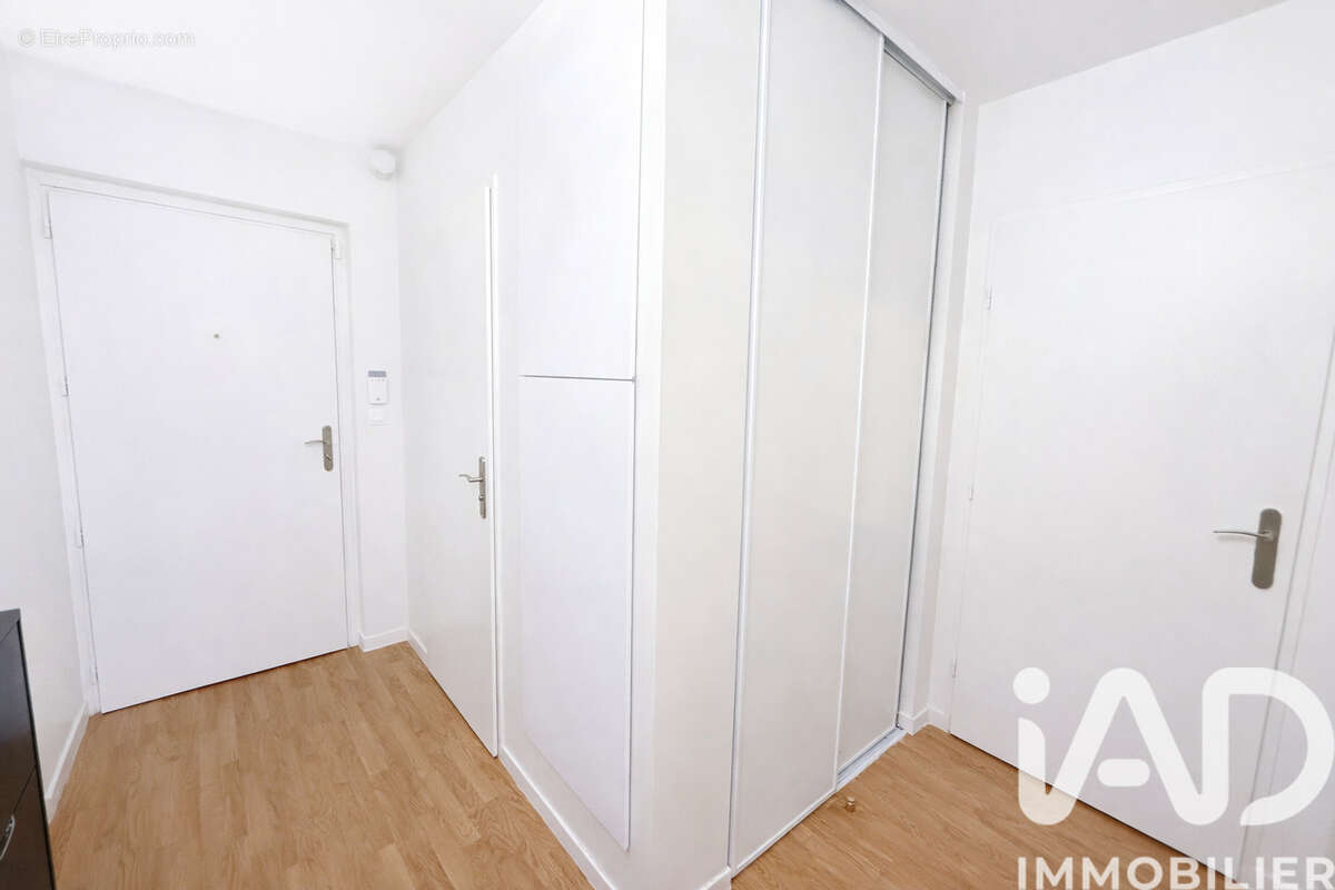 Photo 8 - Appartement à PIERREFITTE-SUR-SEINE