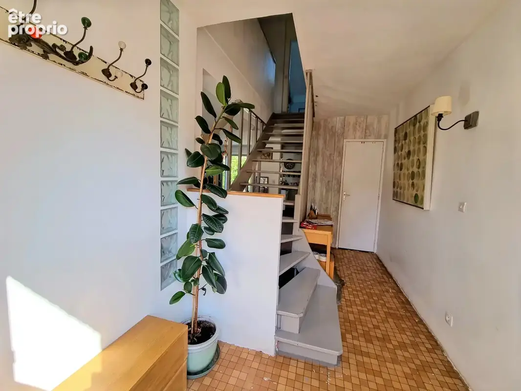 Maison 7P 115m² - Jardin garage - photo 6
