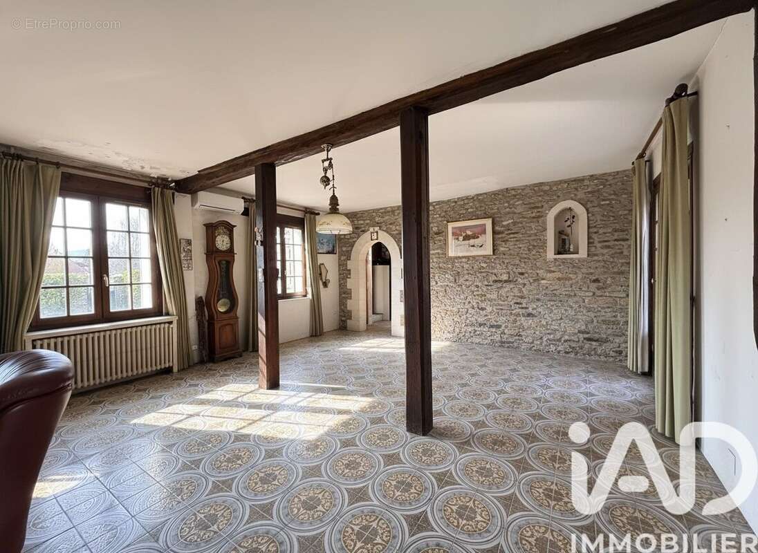Maison 286 m² à Silly-Tillard  - photo 7