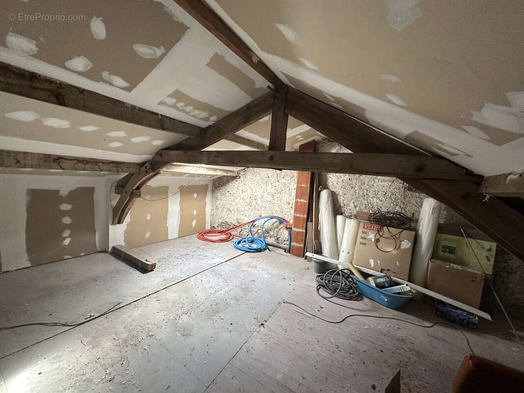 Maison à FLAUGEAC