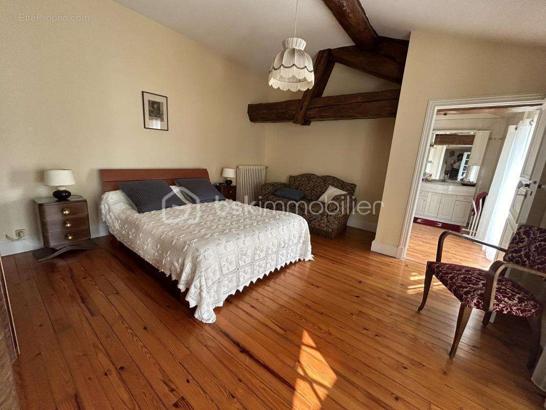 Maison à VILLENEUVE-SUR-LOT