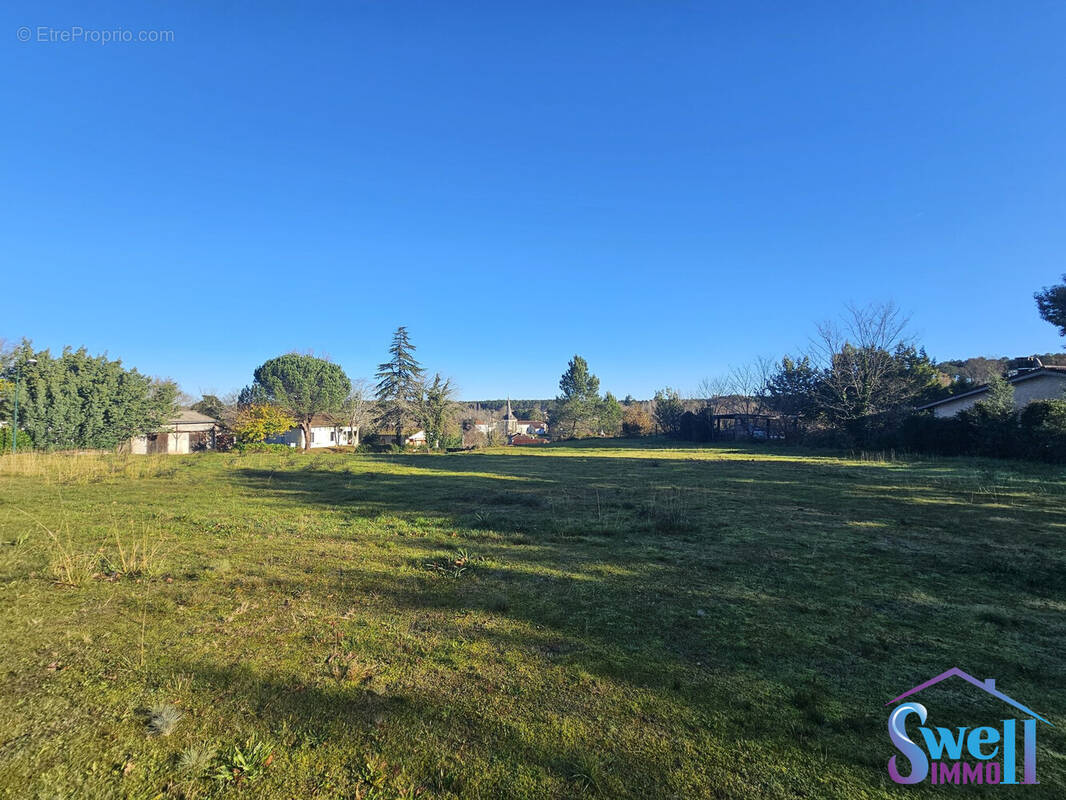 Terrain à LEVIGNACQ