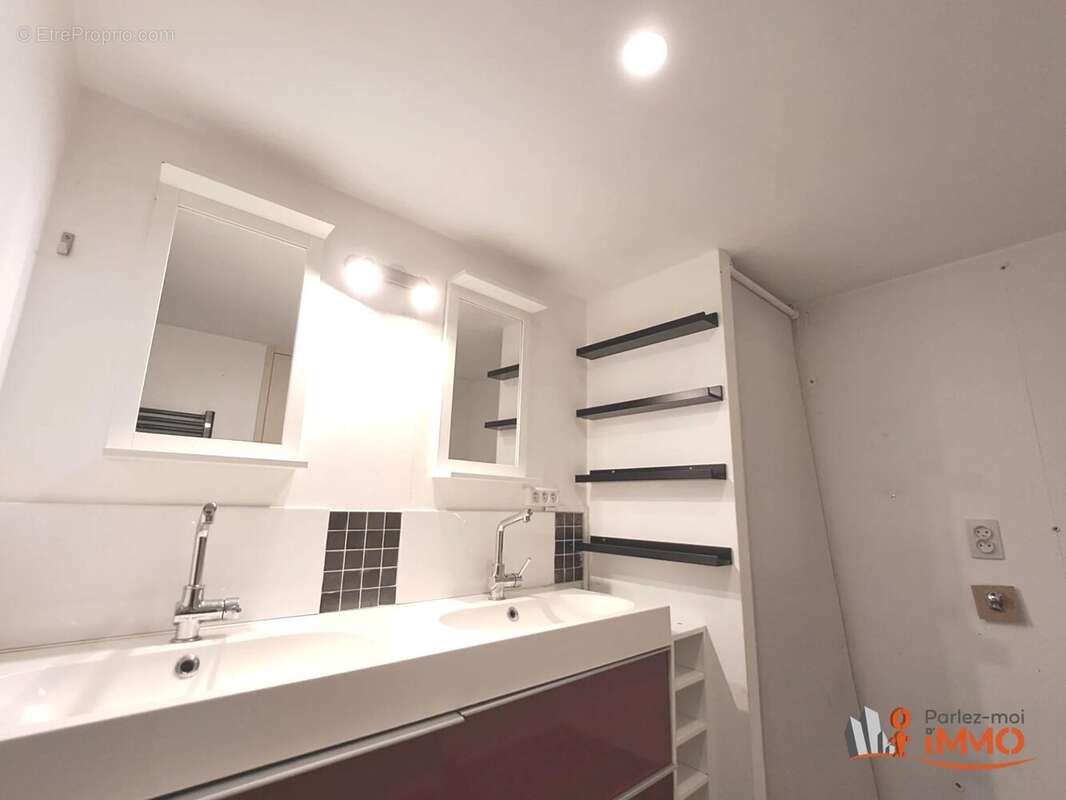 Appartement à SAINT-ETIENNE