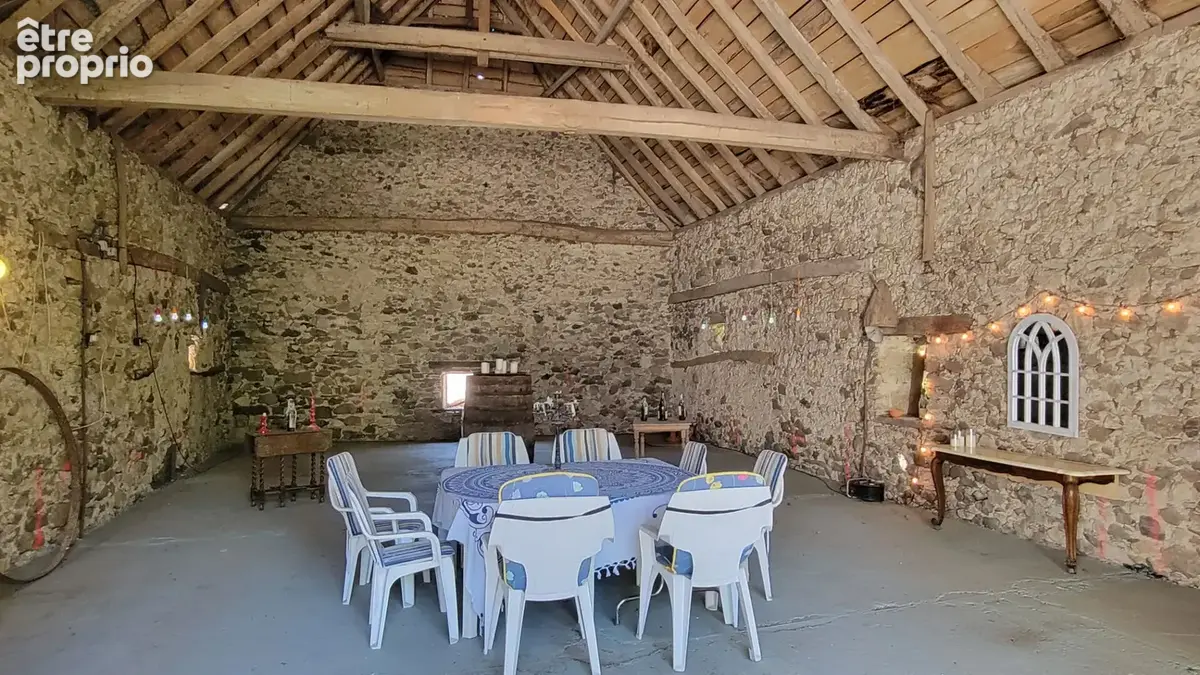 Propriété de caractère avec dépendances et piscine à Villefranche-de-Rouergue - photo 16