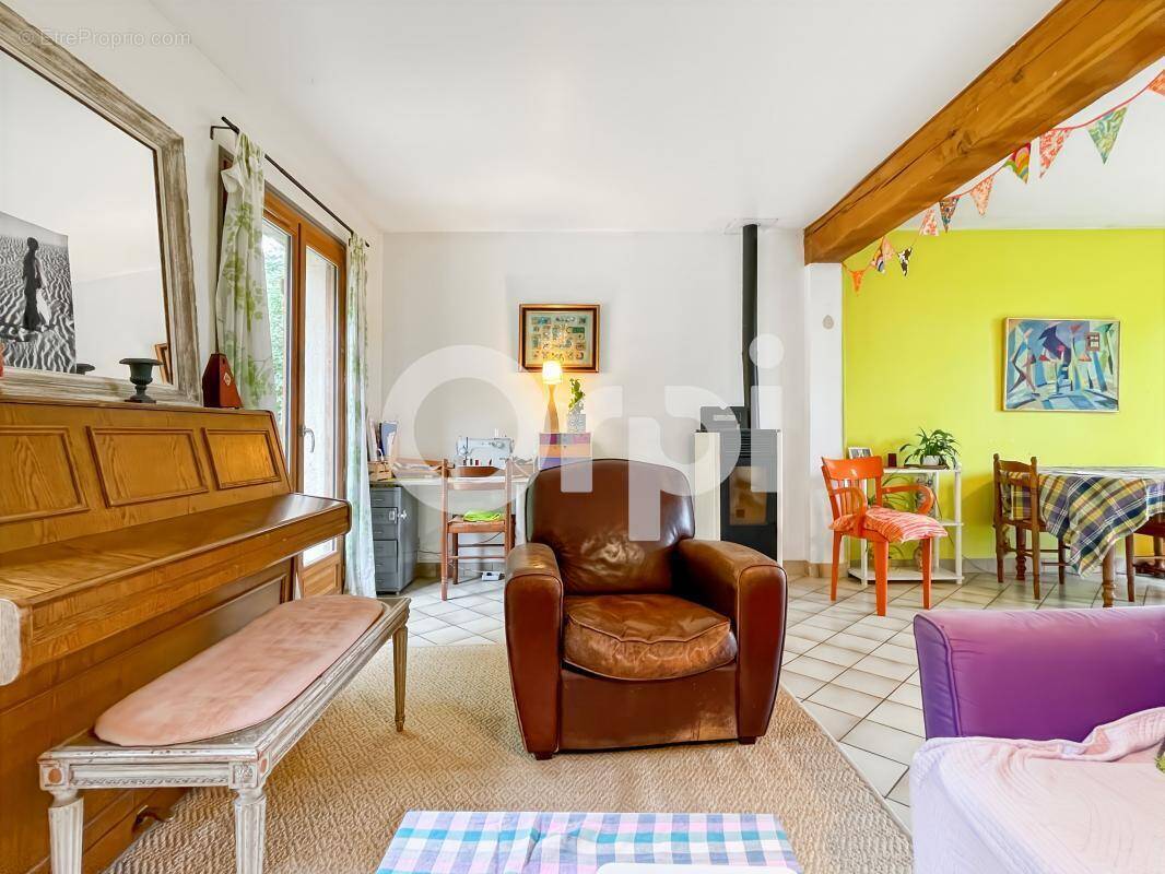 Maison à ANGERVILLE-LA-CAMPAGNE