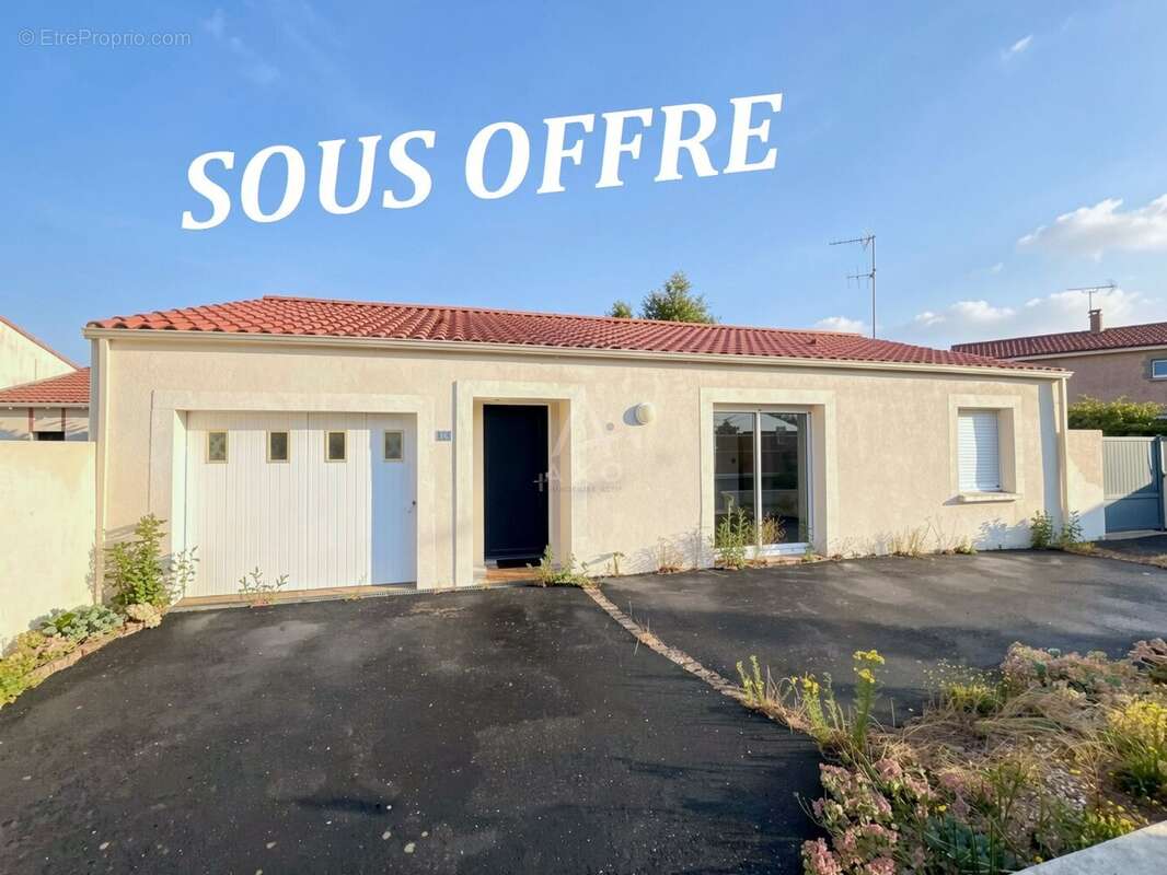 Maison à LES BROUZILS