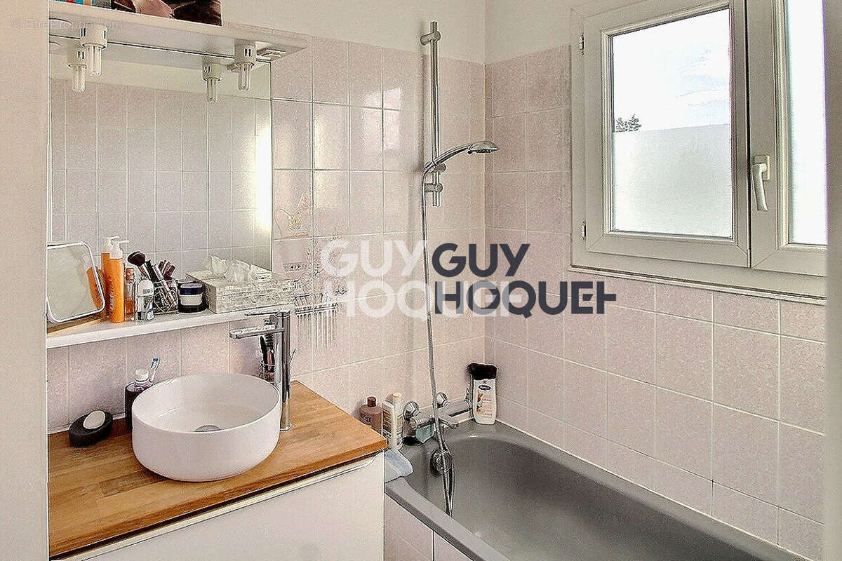 Appartement à LIMEIL-BREVANNES