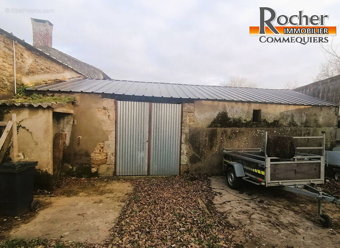 Maison à LA CHAPELLE-PALLUAU