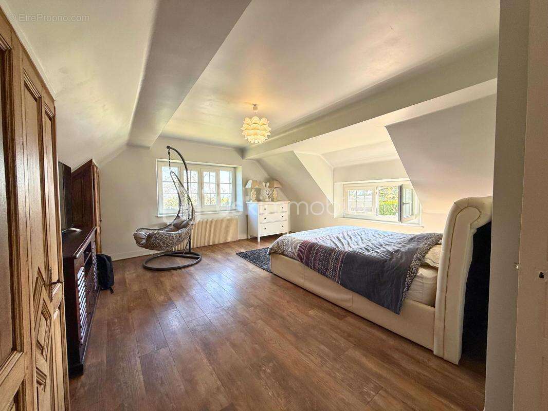 Maison à FONTAINEBLEAU