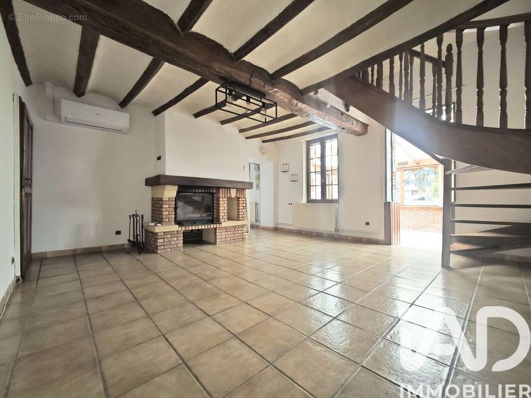 Photo 4 - Maison à BOUSSIERES-SUR-SAMBRE