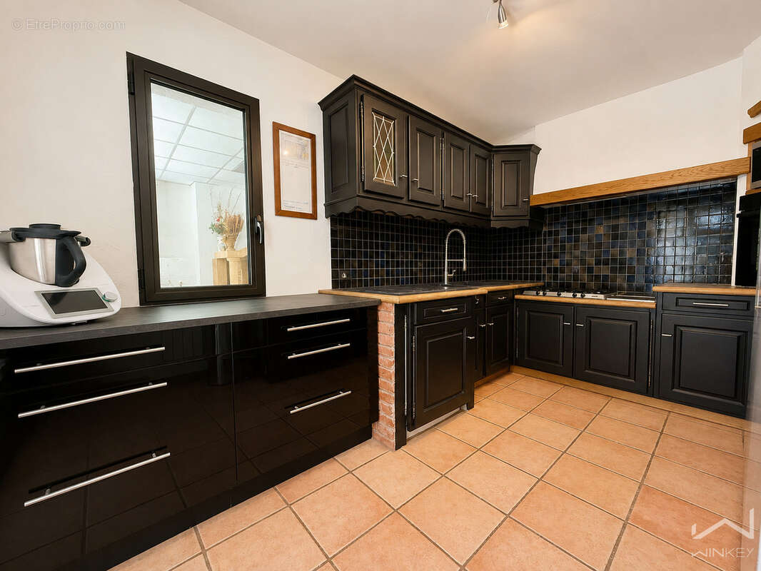 Maison à UCHAUX