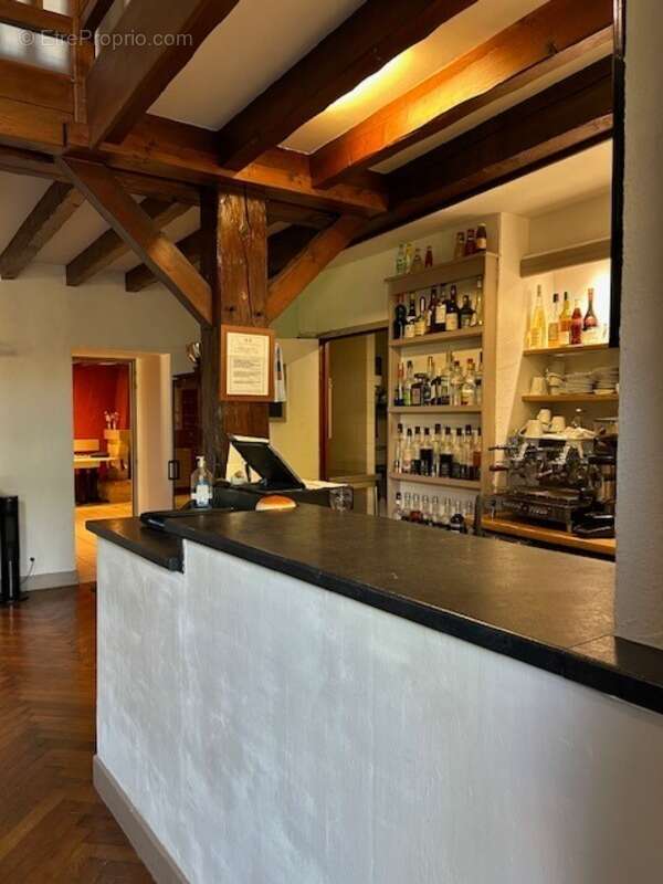 Commerce à DIVONNE-LES-BAINS