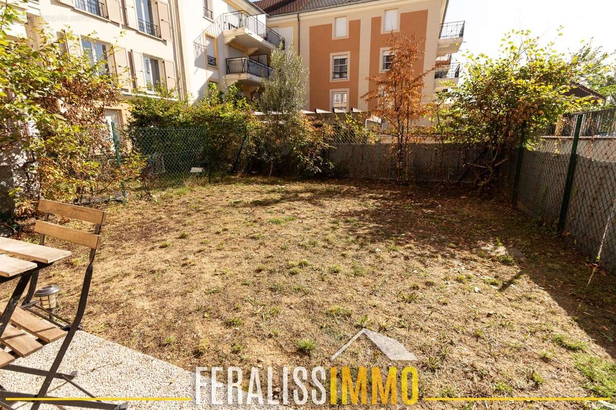 Appartement à VAUREAL