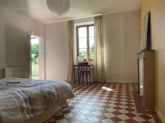 Maison à LA BAZOCHE-GOUET