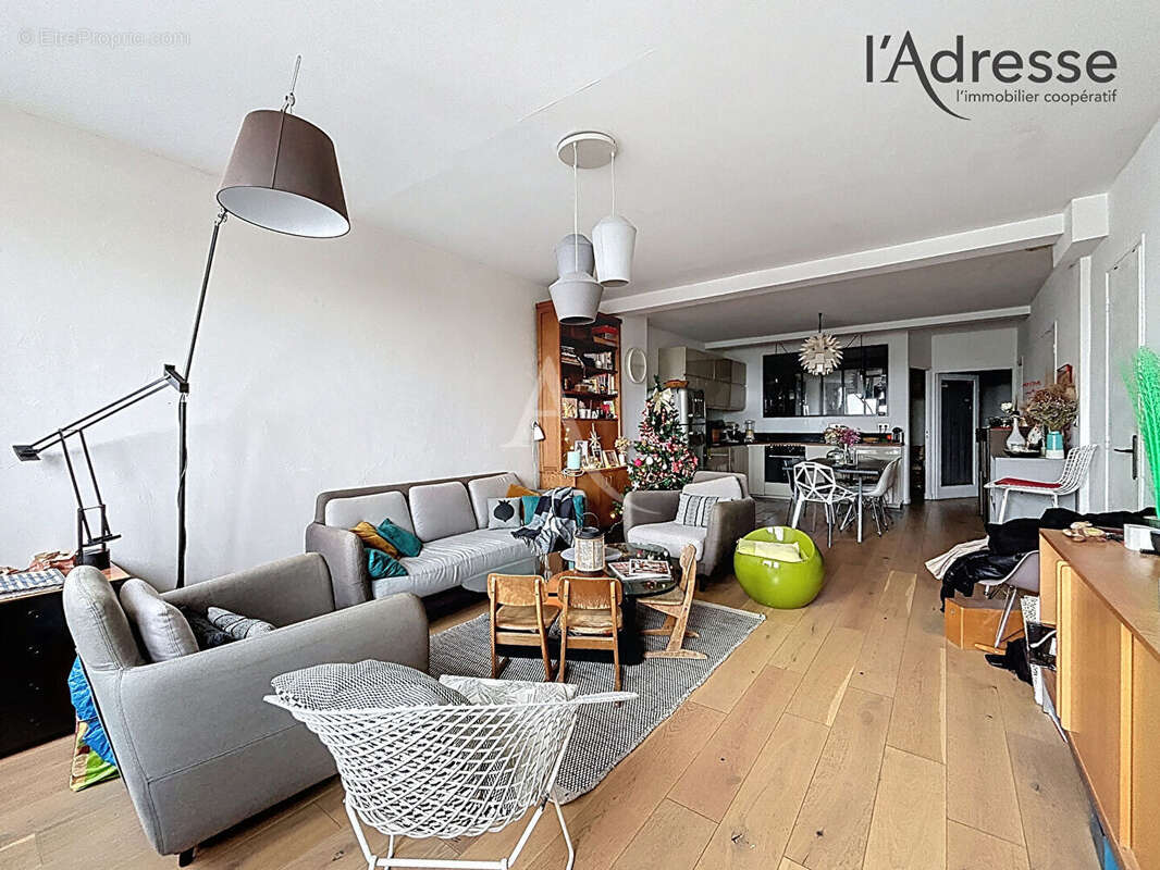 Appartement à SURESNES