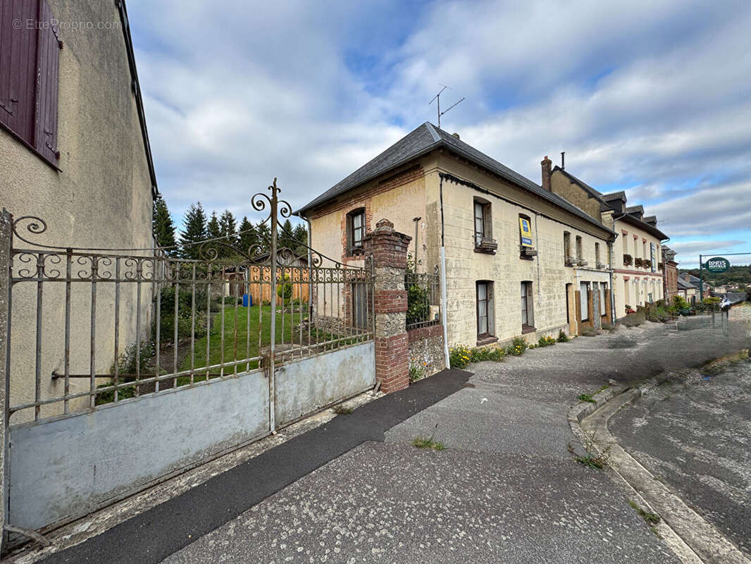 Maison à L&#039;AIGLE