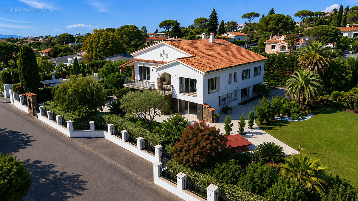 Maison à SAINT-RAPHAEL