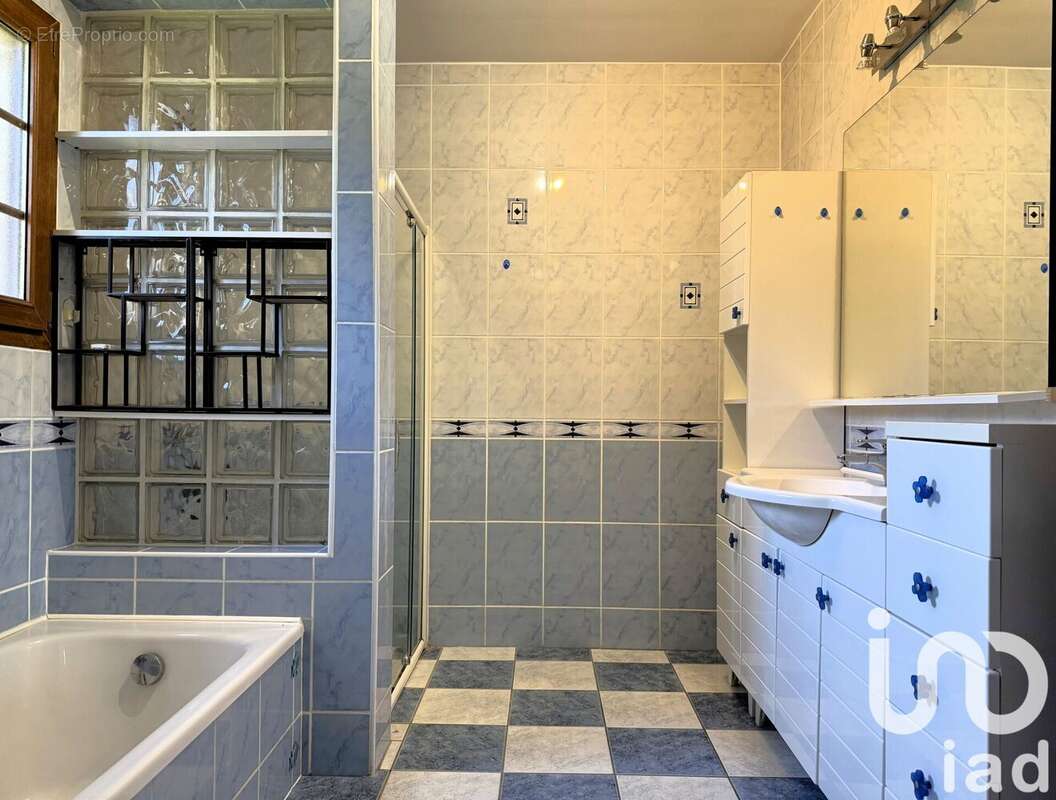 Photo 9 - Maison à GENNEVILLE